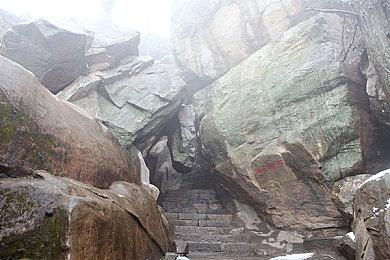 沉浸式第三人称开放世界RPG《灰雨钢锋》Steam页面上线 支持简体中文